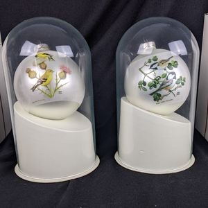 2 Vintage Chuck Ripper Corning bird ornaments with display dome